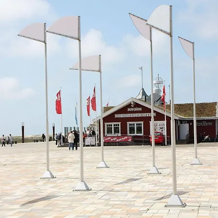 Semi-detached House In St Peter-ording 度假居 Brösum